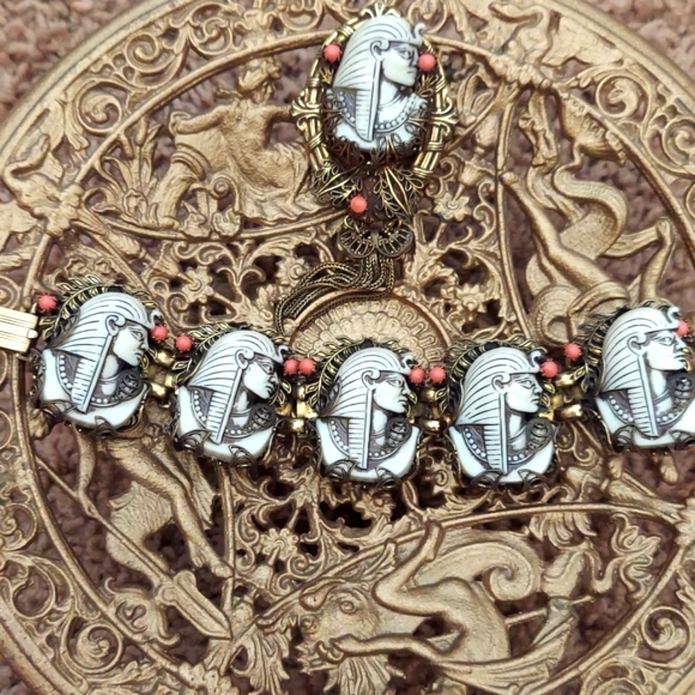 Selro Pharoah Egyptian Bracelet &Brooch Set